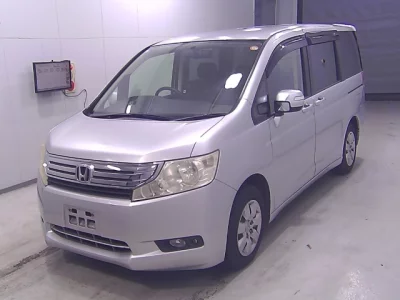 Honda STEP WAGON  с аукциона в Японии