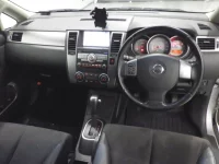 Nissan TIIDA лот № 19107 оценка 3  с аукциона в Японии 4