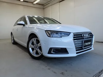 Audi A4  с аукциона в Японии