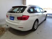 BMW 3-Series лот № 34503 оценка 4.5  с аукциона в Японии 7