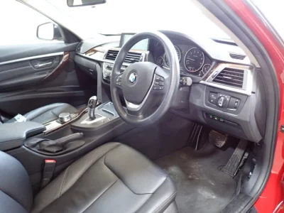BMW 3-Series  с аукциона в Японии