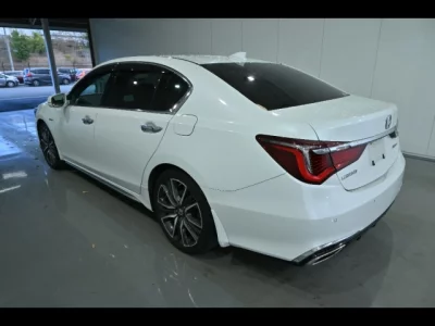 Honda LEGEND  с аукциона в Японии