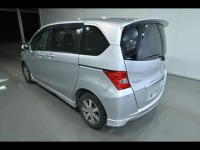Honda FREED лот № 29011 оценка 3  с аукциона в Японии 3
