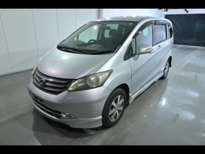 Honda FREED  с аукциона в Японии
