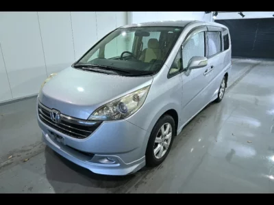 Honda STEP WAGON  с аукциона в Японии