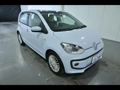 Volkswagen UP  с аукциона в Японии