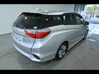 Honda SHUTTLE  с аукциона в Японии