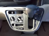 Toyota PASSO лот № 25271 оценка 3  с аукциона в Японии 9