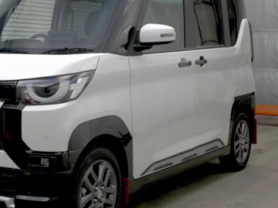 Mitsubishi DELICA MINI  с аукциона в Японии
