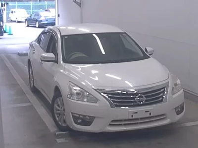 Nissan TEANA