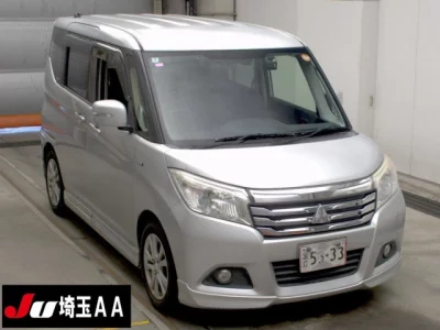 Mitsubishi DELICA D2