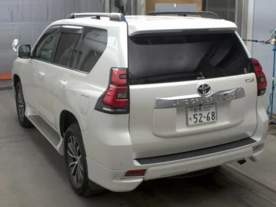 Toyota LAND CRUISER PRADO  с аукциона в Японии