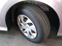 Toyota YARIS лот № 1095 оценка 4  с аукциона в Японии 8