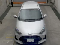 Toyota YARIS лот № 1095 оценка 4  с аукциона в Японии 5