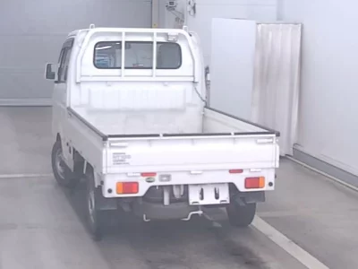 Nissan CLIPPER TRUCK