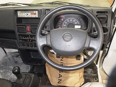 Nissan CLIPPER TRUCK