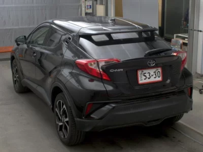 Toyota C-HR  с аукциона в Японии