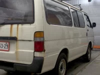 Toyota HIACE VAN лот № 1139 оценка R  с аукциона в Японии 4