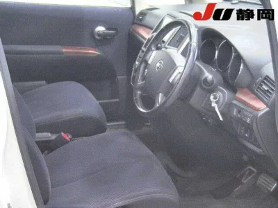 Nissan PRESAGE  с аукциона в Японии