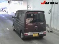 Daihatsu Atrai Wagon лот № 36 оценка 3.5  с аукциона в Японии 1