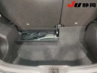 Toyota SPADE лот № 1003 оценка 4  с аукциона в Японии 8