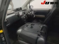 Toyota SPADE лот № 1003 оценка 4  с аукциона в Японии 5