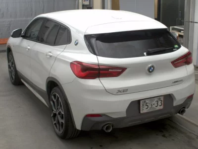 BMW X2
