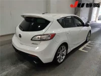 Mazda AXELA лот № 1062 оценка 3.5  с аукциона в Японии 4