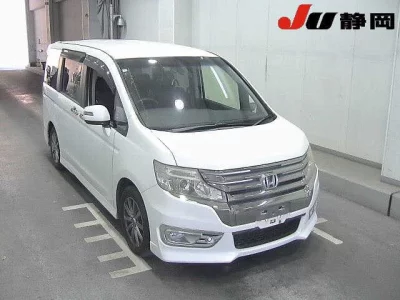 Honda STEP WAGON  с аукциона в Японии