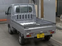 Toyota PIXIS TRUCK лот № 8069 оценка 4  с аукциона в Японии 1