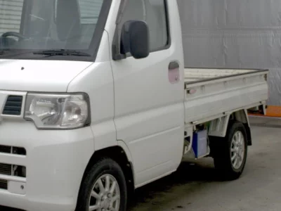 Nissan CLIPPER TRUCK