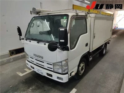 Isuzu ELF  с аукциона в Японии