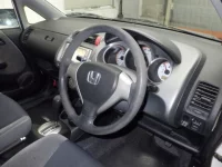 Honda FIT лот № 3020 оценка 3.5  с аукциона в Японии 2
