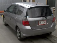 Honda FIT лот № 3022 оценка 4  с аукциона в Японии 1