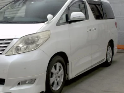 Toyota ALPHARD  с аукциона в Японии