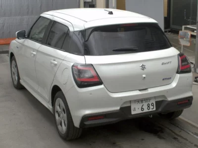 Suzuki SWIFT  с аукциона в Японии