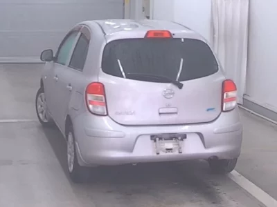 Nissan MARCH  с аукциона в Японии