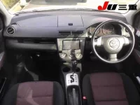 Mazda DEMIO лот № 68 оценка 3.5  с аукциона в Японии 7