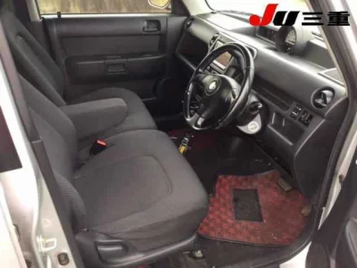 Toyota BB  с аукциона в Японии