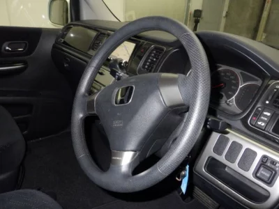 Honda STEP WAGON  с аукциона в Японии