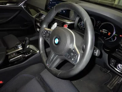 BMW 5-Series  с аукциона в Японии