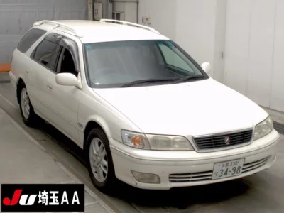 Toyota MARK2 QUALIS
