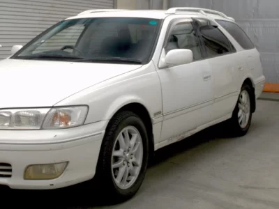 Toyota MARK2 QUALIS