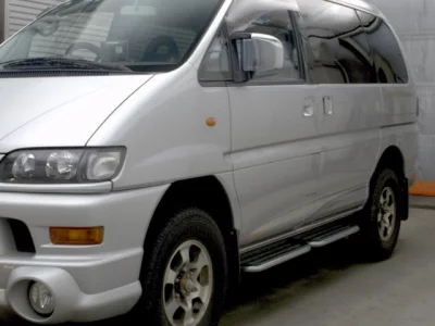 Mitsubishi DELICA  с аукциона в Японии