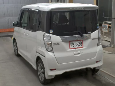 Mitsubishi EK SPACE