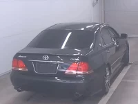 Toyota CROWN лот № 4045 оценка R  с аукциона в Японии 3