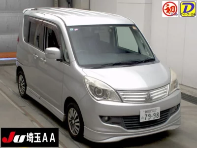 Mitsubishi DELICA D2