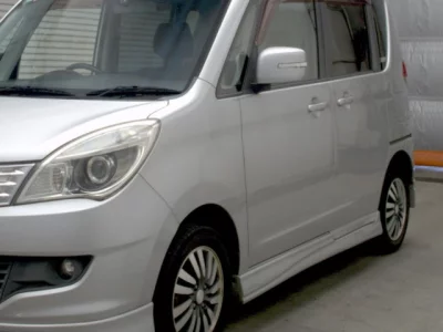 Mitsubishi DELICA D2