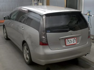 Mitsubishi GRANDIS