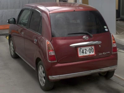 Daihatsu MIRA  с аукциона в Японии